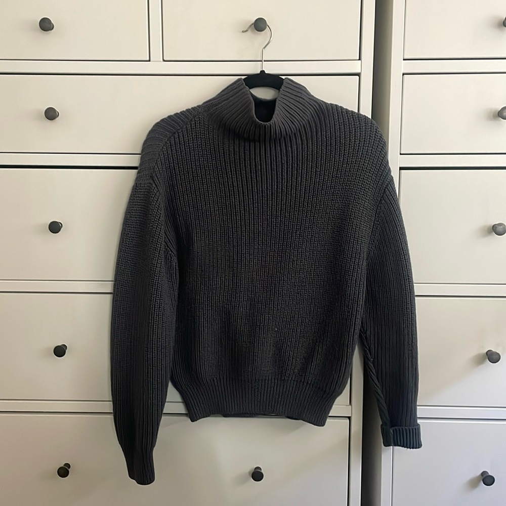 Aritzia Wilfred Grey Mock Turtleneck Sweater